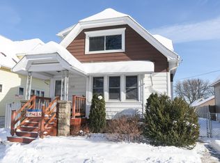 3354 S 9th St, Milwaukee, WI 53215