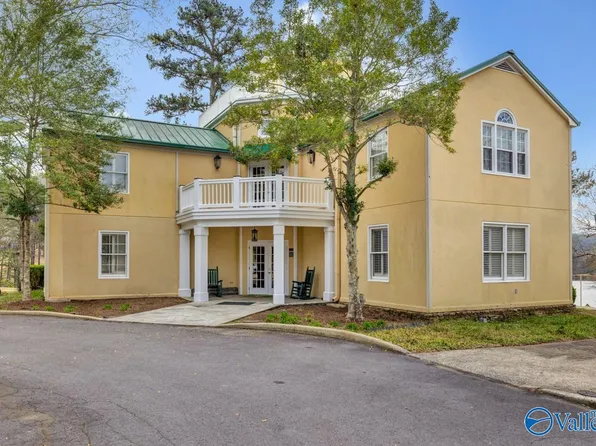450 Lake House Rd, Union Grove, AL 35175
