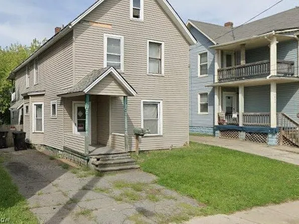 3858 E 72nd St, Cleveland, OH 44105