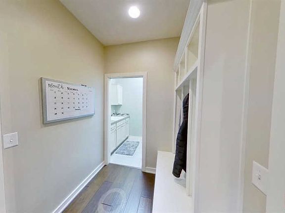 4th image of 7410 Blanchard Blvd