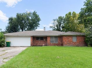 2105 Adams St, Baytown, TX 77520