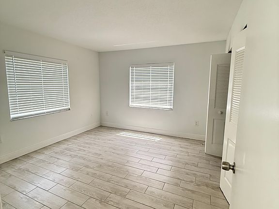 5th image of 10431 N Kendall Dr APT D104