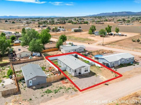 24460 N MARBLEHEAD Avenue, Paulden, AZ 86334