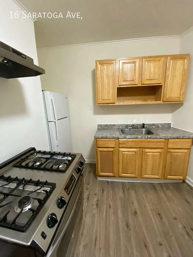 3 bed, $3,400 — Photo 4