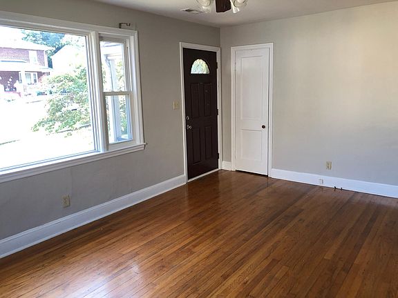 2nd image of 52 Clover Ave NE