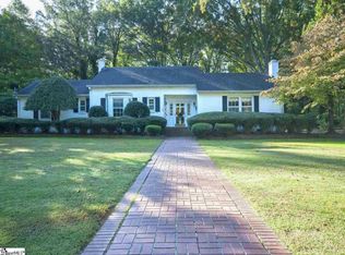 121 Woodlawn Dr, Laurens, SC 29360