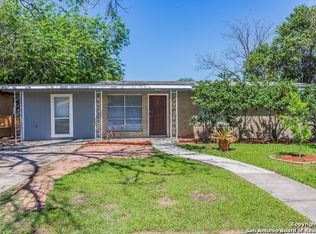 611 Redcliff Dr, San Antonio, TX 78216