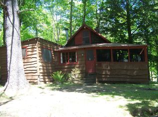284 13th Lake Rd, North River, NY 12856