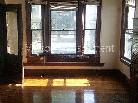 3rd image of 291A Pearl St