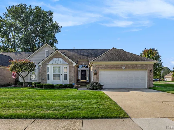4157 Paisley Dr, Sterling Heights, MI 48314