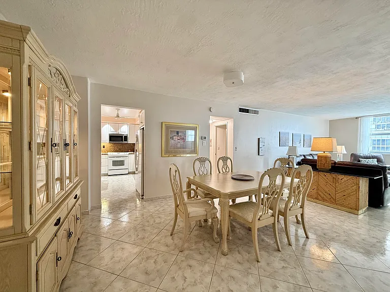 4250 Galt Ocean Dr #14T — Photo 30