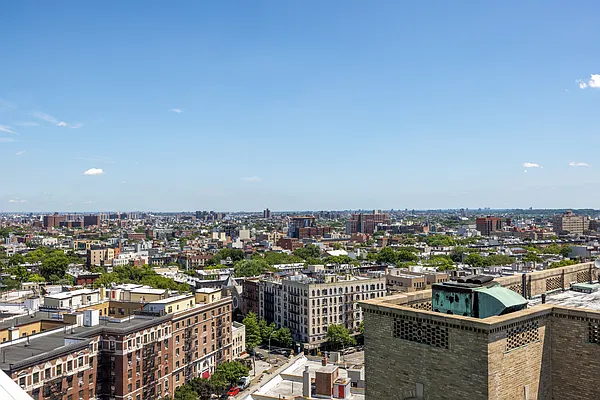 Sold by Erica Sullivan, LREB | media 23