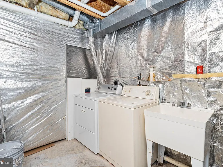 3343 Cape May Ct — Photo 40
