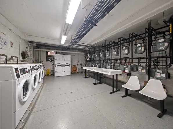 45 Plaza Street West image 12 of 14