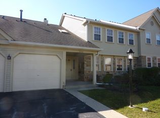2401 Mallow Ct UNIT W1, Schaumburg, IL 60194