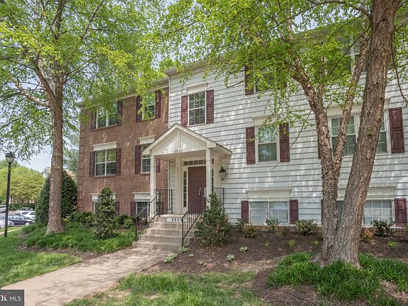 2nd image of 3901 Golf Tee Ct APT 302
