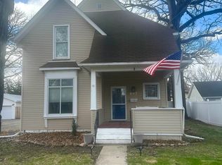 647 E State St, Mason City, IA 50401