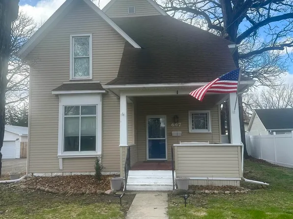 647 E State St, Mason City, IA 50401