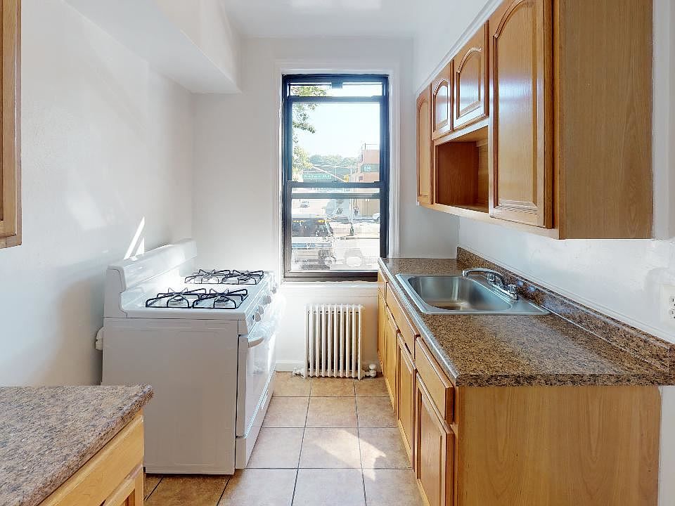 7308-Woodhaven-Blvd-Photo-7
