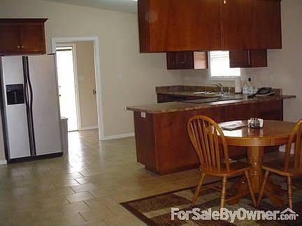 Dining/Kitchen