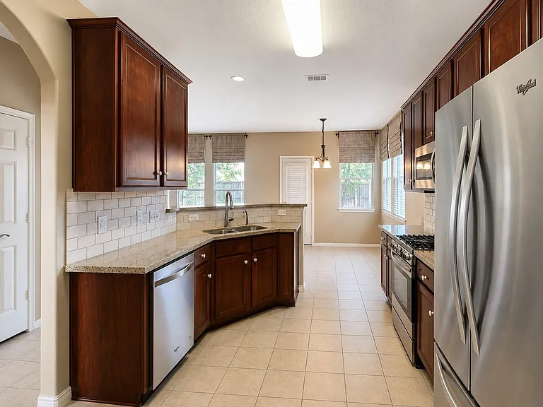 20110 Jasper Oaks Dr — Photo 3