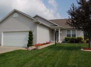 3016 Wild Cherry Rdg W, Mishawaka, IN 46544