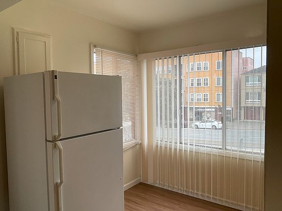 4th image of 6940 Geary Blvd APT 4