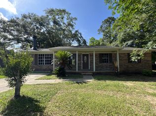 830 El Camino Dr, Cantonment, FL 32533