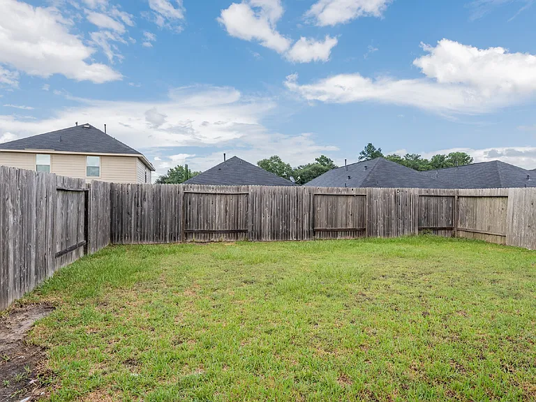 14942 Hidalgo Valley Ln — Photo 3