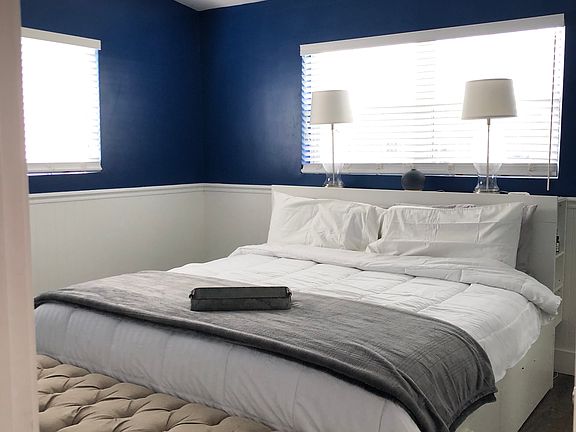 Master bedroom/Recess lights