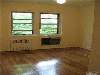 4th image of 20 Hill Park Ave APT 2G
