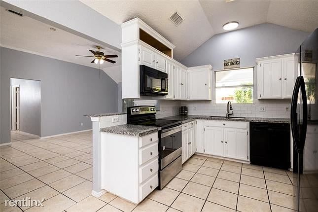 1st image of 7305R S Amber Dr