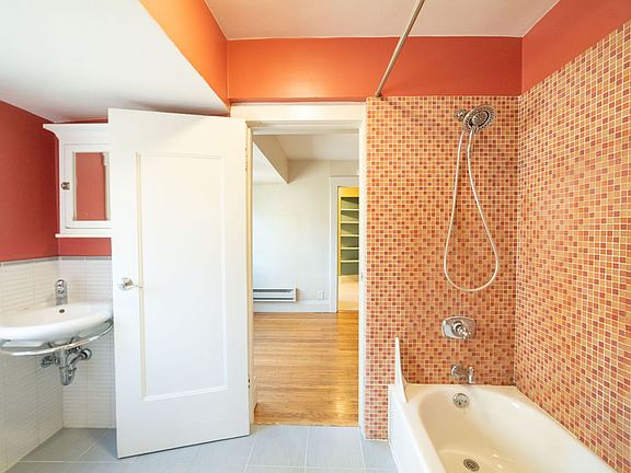 4th image of 4154 Piedmont Ave APT 15