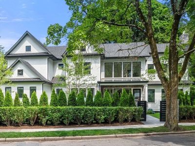 197 Nehoiden Rd, Newton, MA, 02468