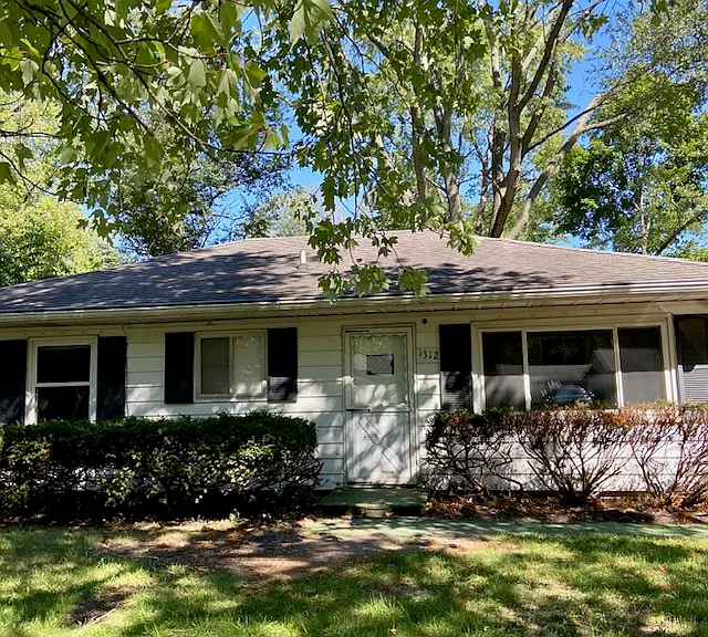 1312 Glendale Dr — Photo 1