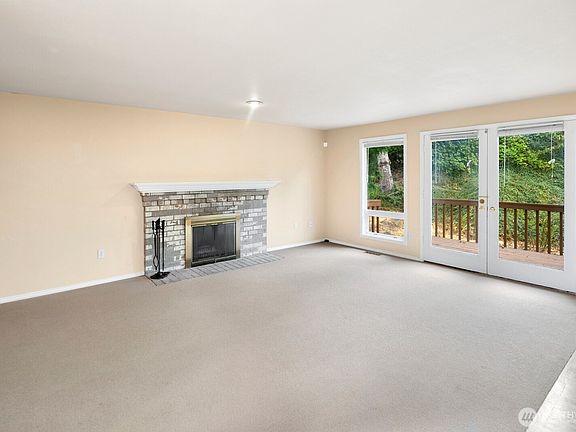 4th image of 8424 127th Avenue SE