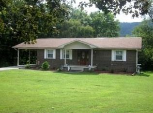 125 Carden Ln, Rocky Top, TN 37769