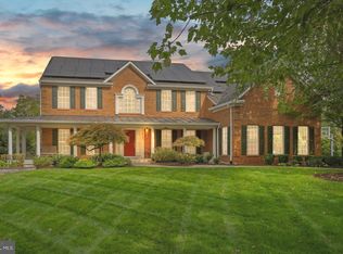 25417 Lemon Tree Pl, Chantilly, VA 20152