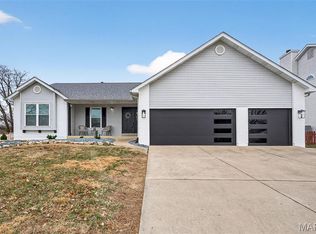 288 Alexandria Dr, Saint Charles, MO