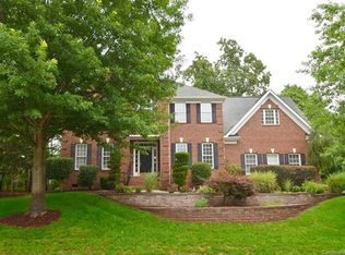 8108 Denholme Dr, Waxhaw, NC 28173