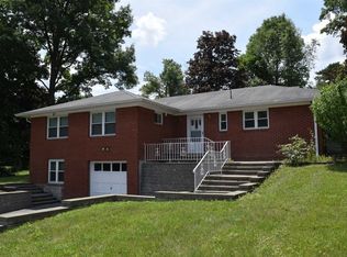 286 Old Hopewell Rd, Wappingers Falls, NY 12590