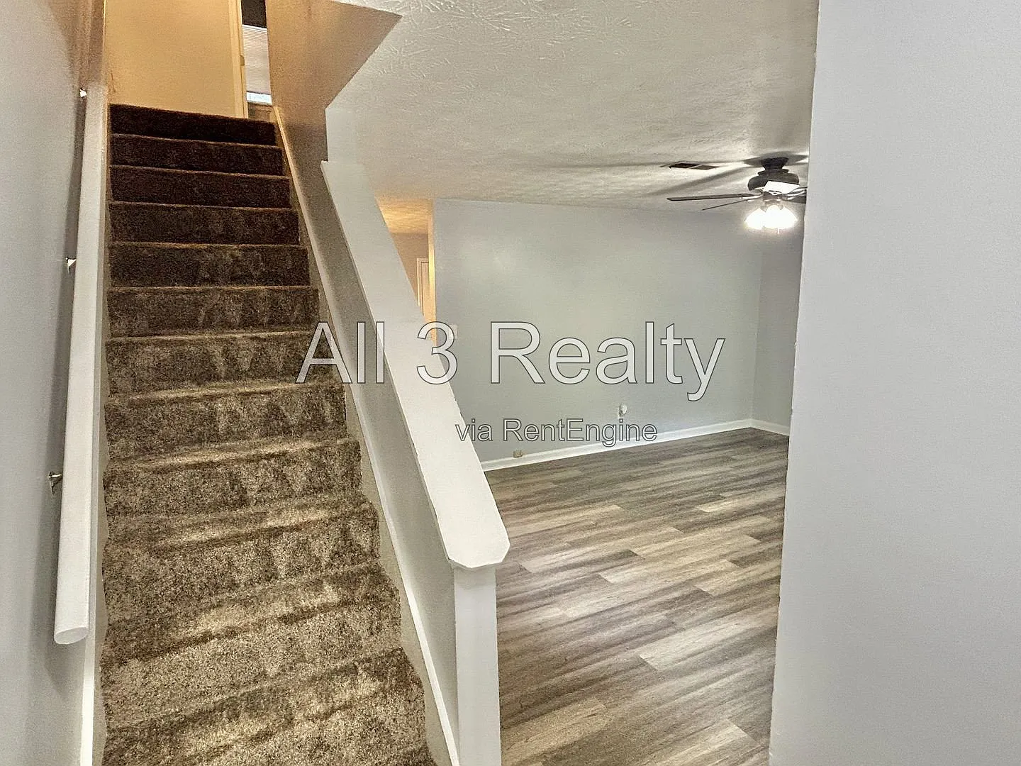 2 bed, 1.5 bath, 1180 sqft, $1,395 — Photo 2