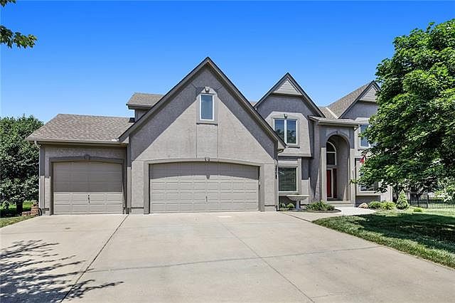 1st image of 2908 SE Bingham Ct
