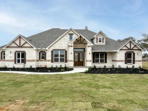 10819 Chestnut Warbler, New Braunfels, TX 78132