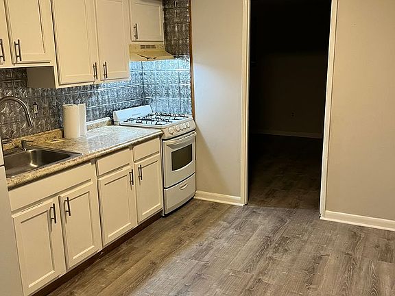 2nd image of 7312 Rockwell Ave #3