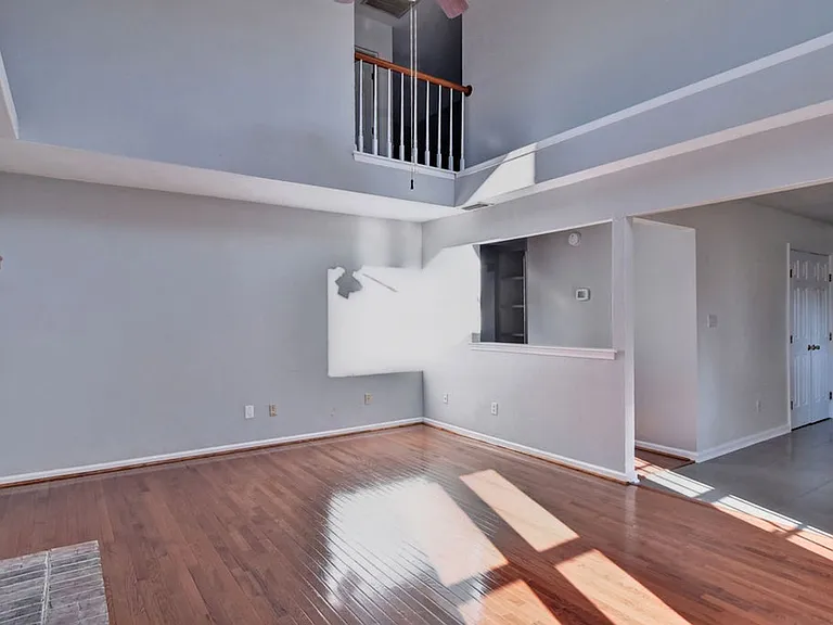 802 Marquette Ct — Photo 16