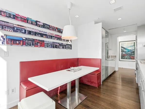 400 East 67th Street image 10 of 29