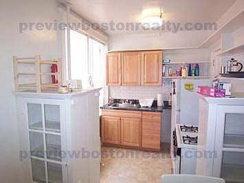 5th image of 286 Chestnut Hill Ave #129