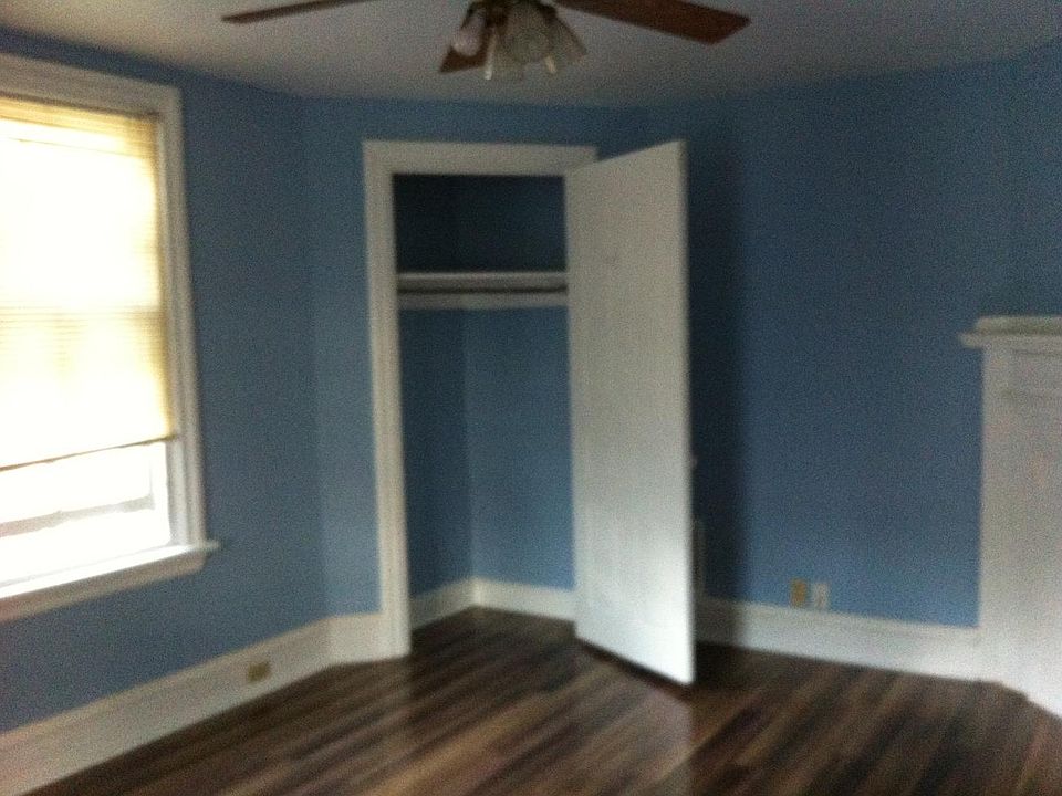 2nd image of 103 Ardmore Ave #2