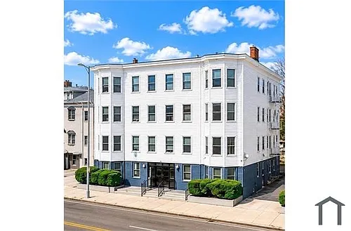 63 Lynnway Photo 1